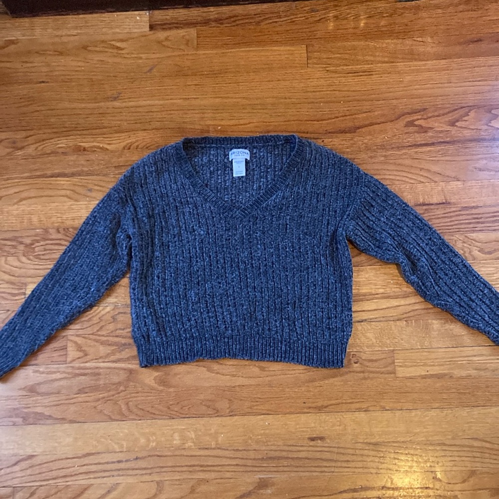 Dark Grey V-Neck Arizona Jean Company Sweater, Size Medium
